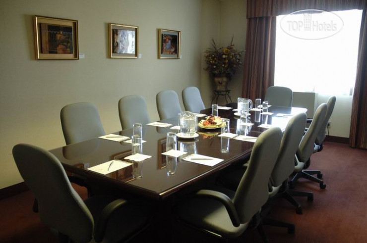 Hotelier's photos Gouverneur Relais Saint-Jean-sur-Richelieu 3*