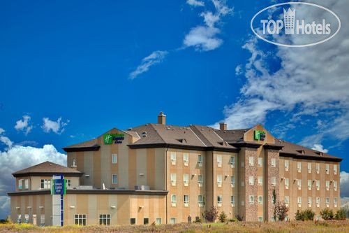 Hotelier's photos Holiday Inn Express & Suites Airport - Calgary 2*