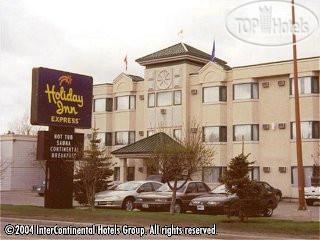 Hotelier's photos Travelodge Calgary University 3*