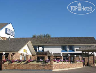 Hotelier's photos Travelodge Hotel Medicine Hat 2*