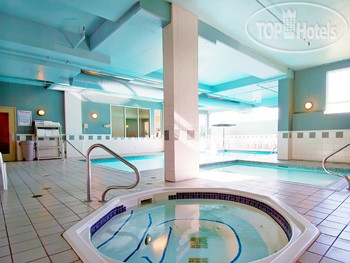 Hotelier's photos Best Western Plus Calgary Centre Inn 3*