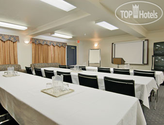 New photos from tourists Super 8 High River AB 2*