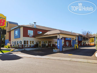 Hotelier's photos Super 8 Lethbridge 2*