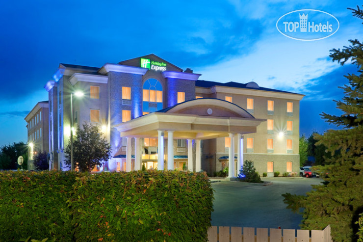 New photos from tourists Holiday Inn Express Saskatoon