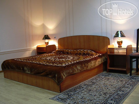 New photos from tourists Rohat Mirobod 3*