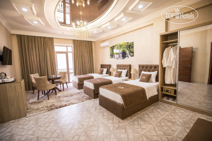 New photos from tourists Leader Hotel