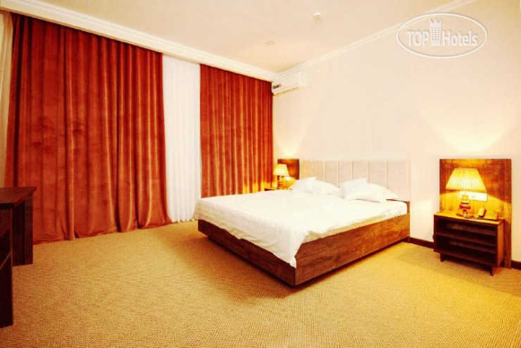 Фото Grand Fergana Hotel