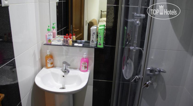 New photos from tourists Metekhi Eight Hotel