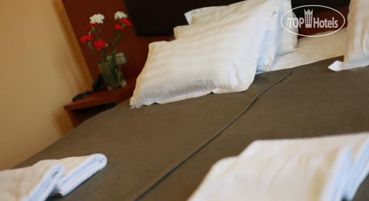 New photos from tourists White House Hotel