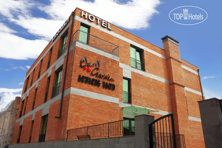 Hotel photo Cherry Garden 3*