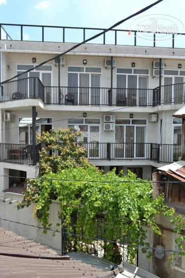 New photos from tourists Petre Palace 3*