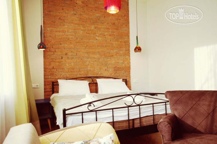 Новые добавленные фото туристов Bricks Room Hotel