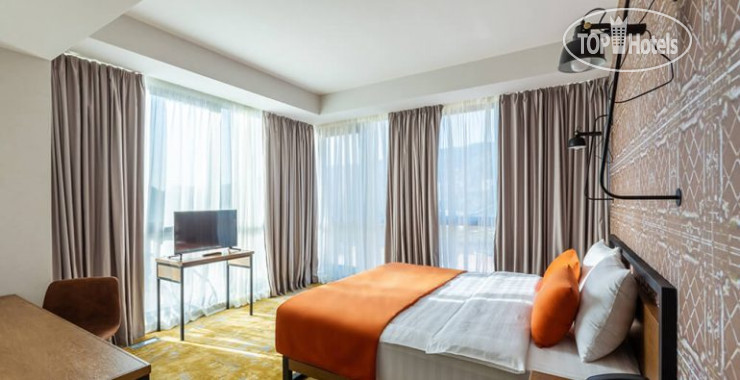 Hotelier's photos Biography Tbilisi 4*