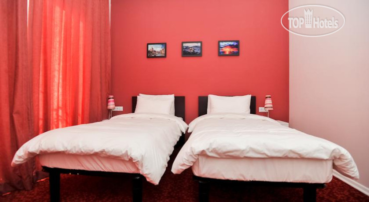 New photos from tourists Piazza Four Colours 4*