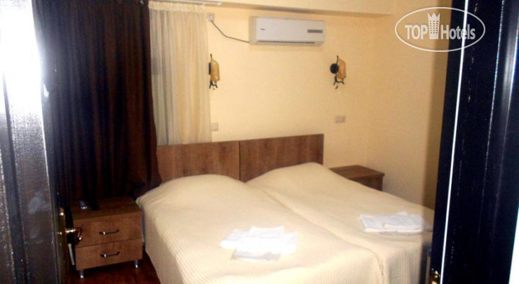 New photos from tourists Batus Hotel