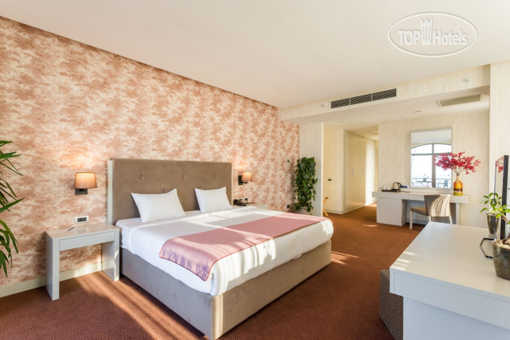 Hotelier's photos Grand Gloria 5*