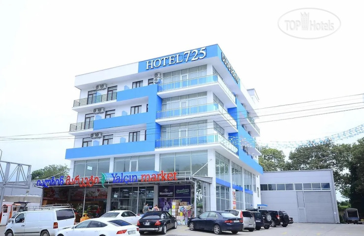 Hotelier's photos 725 B Hotel 3*