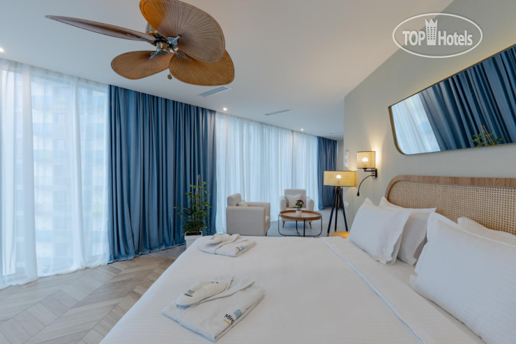 Hotelier's photos MiraMar Luxury Residences 5*