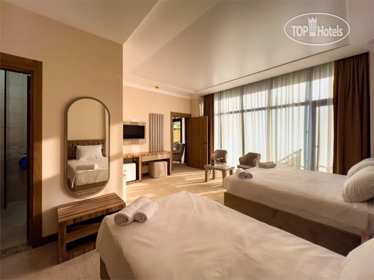 Hotel photo Chateau Milisi 4*