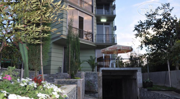 Фото Amigo II Hotel
