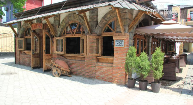 New photos from tourists Chero Hotel