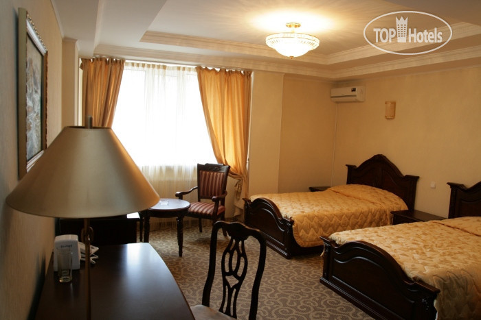 Hotel photo Nomad 2*