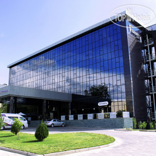 Photos DoubleTree by Hilton Shymkent (ex.Canvas Hotel)