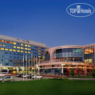 Фото Renaissance Atyrau