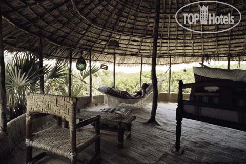 Hotel photo Kiwayu Safari Village 3*
