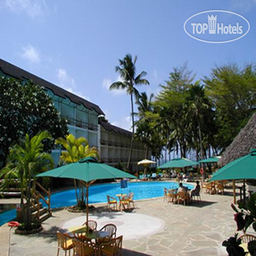 Hotelier's photos Travellers Beach Hotel & Club 4*