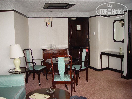Hotelier's photos Nairobi Safari Club 5*