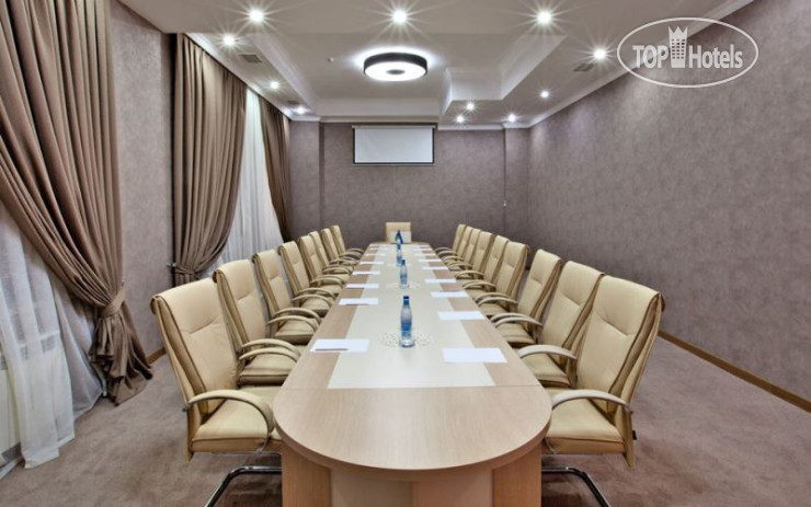 New photos from tourists Paradise Hotel Baku