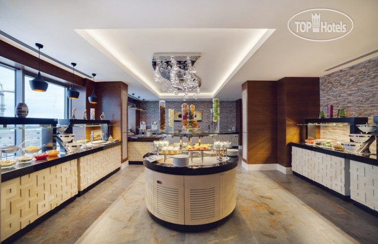 New photos from tourists Holiday Inn Baku 4*