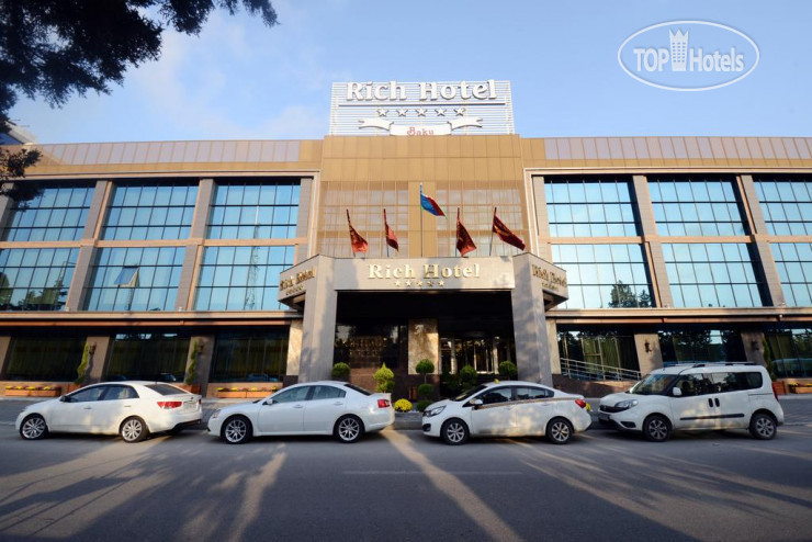 Hotelier's photos Wyndham Baku 5*