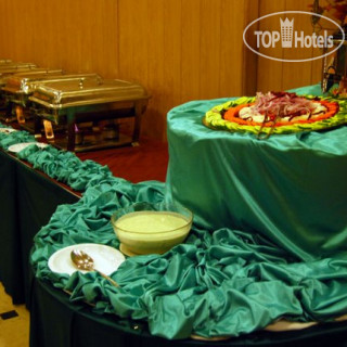 Фото Days Inn Hotel Karachi