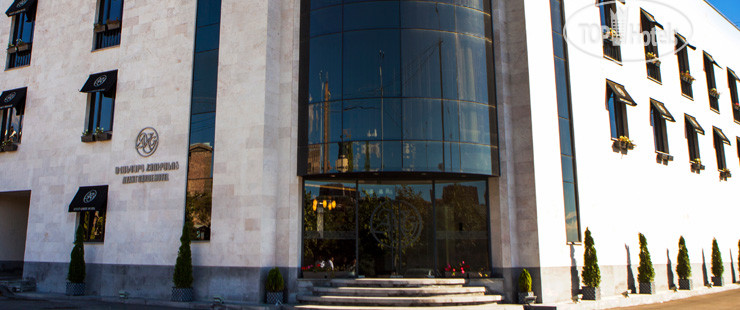 Hotelier's photos Avant Garde Hotel