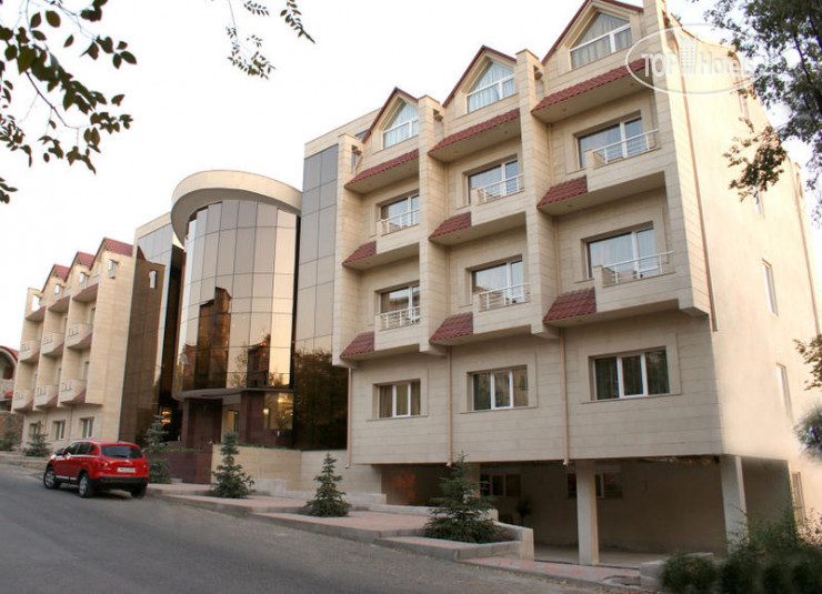 New photos from tourists Nork Residence 4*