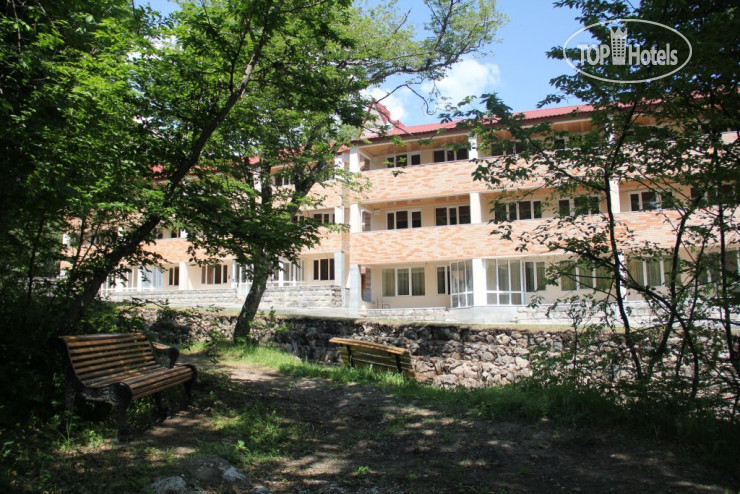 New photos from tourists Цахкаовит 3*
