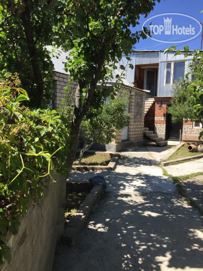 Hotel photo Apple Tree Family House (ECO) 