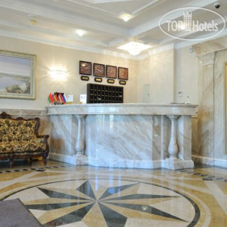 Фото Замковый