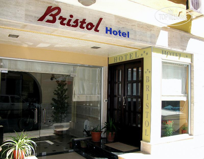 Hotelier's photos Bristol 3*