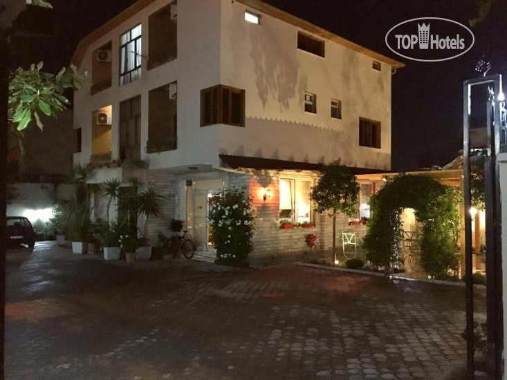 New photos from tourists Akropoli 3*