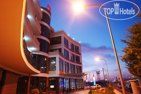 Hotelier's photos Hotel Airport Tirana 4*