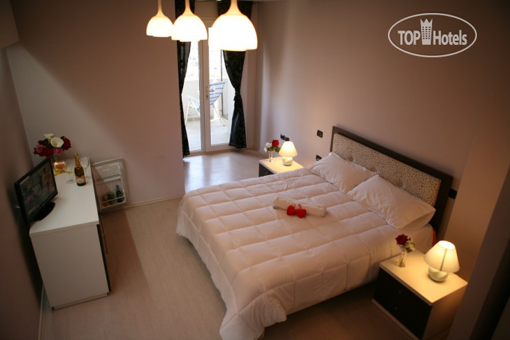 Hotelier's photos Miki Hotel 3*