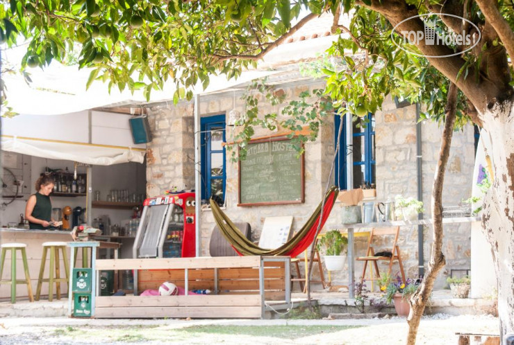 Hotelier's photos Himara Hostel