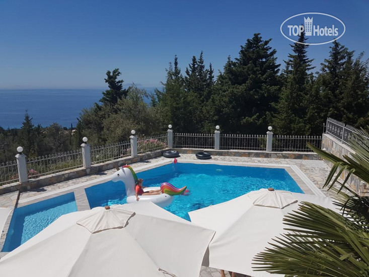 New photos from tourists Perivolos Apartments