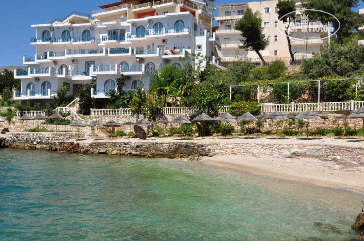 Hotel photo Maestral 