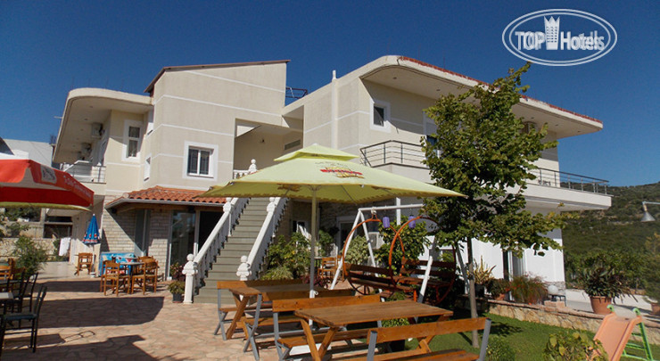 New photos from tourists Chris Hotel 3*