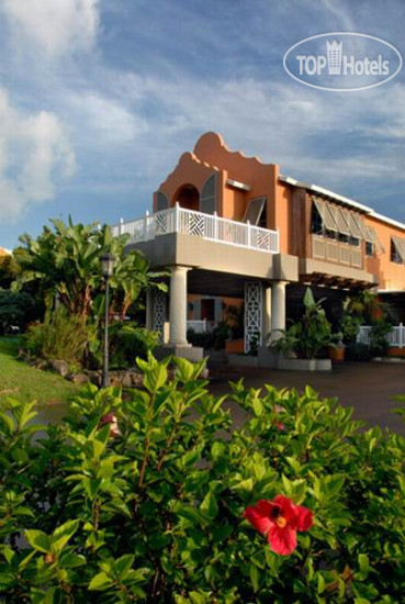 Hotel photo Grotto Bay Beach Resort 3*