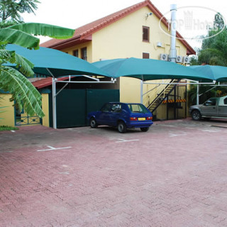 Photos Makalani Hotel